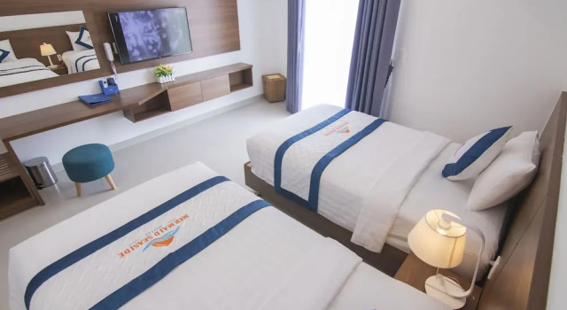 Трёхместный номер Superior Mermaid Seaside Hotel
