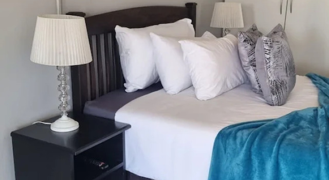 Двухместный номер Standard Stay at Home Airport Lodge