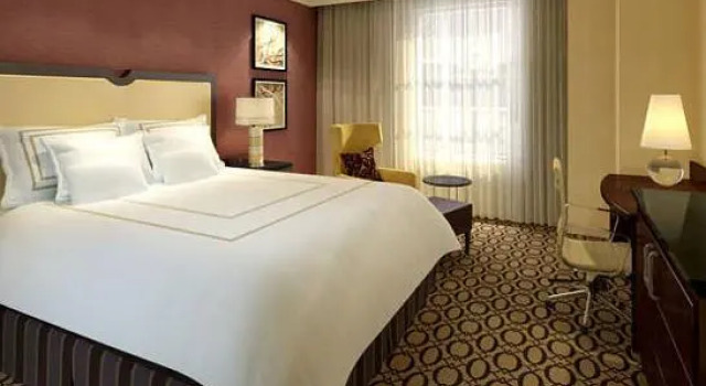 Четырёхместный люкс Peoria Marriott Pere Marquette