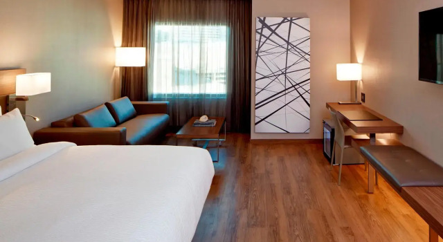 Двухместный номер Standard AC Hotel by Marriott Atlanta Buckhead at Phipps Plaza