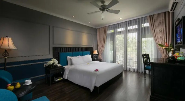 Двухместный номер Standard с балконом Hoi An Golden Holiday Elite