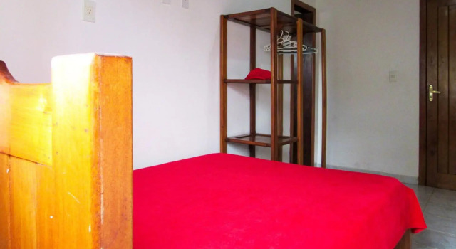 Casa com 4 Suítes, Piscina, Área Gourmet e Wifi