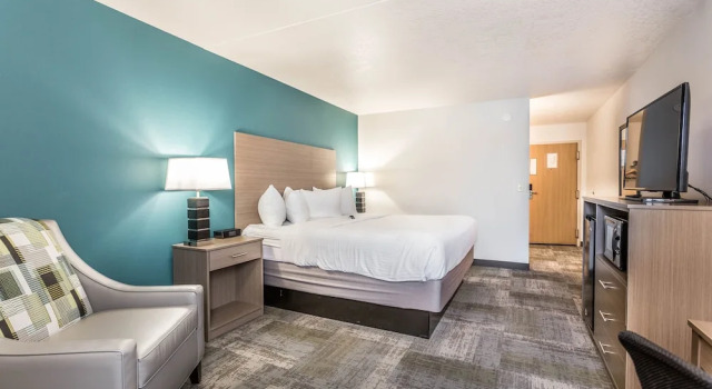 Двухместный номер Standard EverSpring Inn and Suites