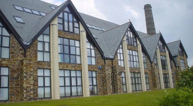 Kernow Homes - Travel accommodation