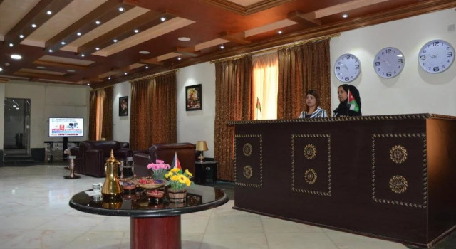 Teeba Palace Hotel, Buchen Sie Hotel Hotels in Amman Governorate mit Frühstück, Frühstück
