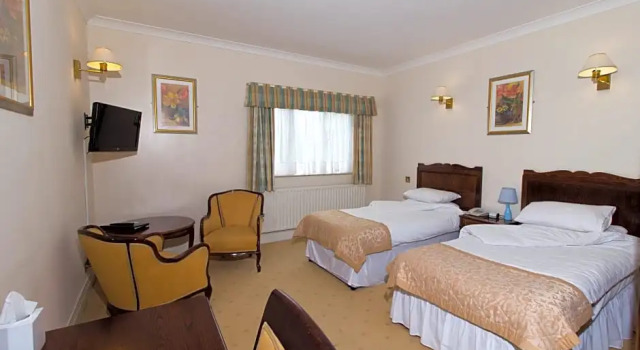 Номер Standard The Hadlow Manor Hotel