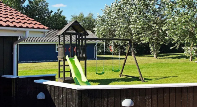4 Star Holiday Home in Hemmet, Rezervați Hotel Hoteluri în Midtjylland cu parcare, Parcare