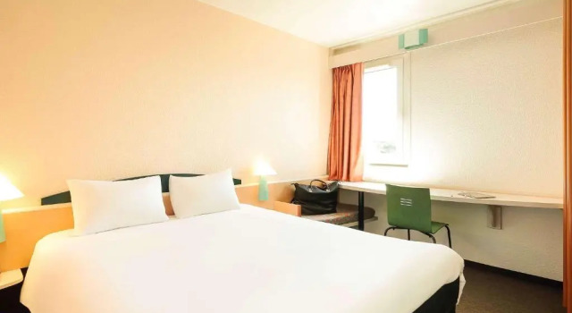 Номер Standard Hotel ibis Narbonne