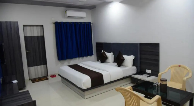 Hotel  Savera Palace, Rezervovat Hotel Mount Abu Rajasthan