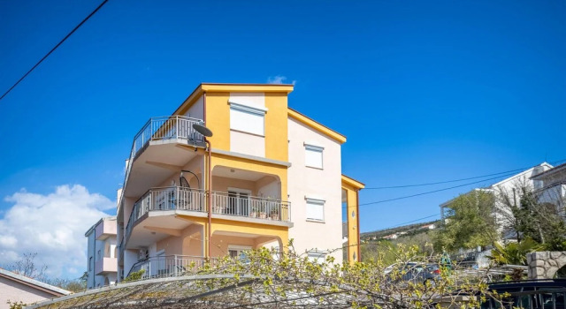 Amazing Apartment in Dramalj With Wifi and 1 Bedrooms