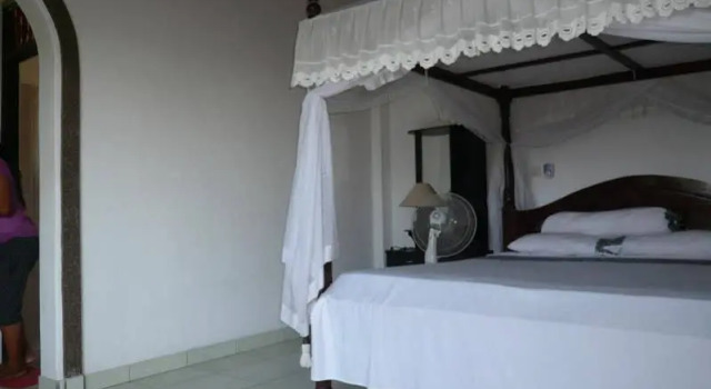 Cest Bon Cafe and Homestay, Забронировать Отель Отели провинции Бали с завтраком, Завтраки