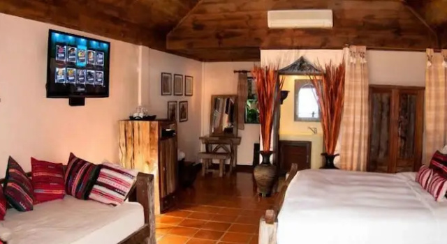 Номер Deluxe с балконом и с красивым видом из окна Nirvana Resort Koh Chang