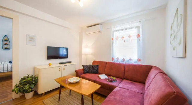 Apartments Odrina, Prenota Appartamento Splitska 