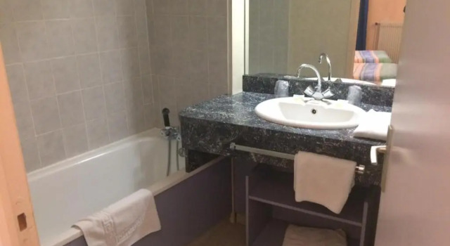 Двухместный номер Standard Le CESAR HOTEL