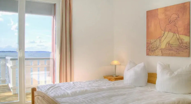 Апартаменты Apartment in Rechin Right on the Water