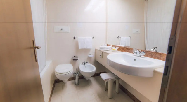 Двухместный номер Standard с балконом Hotel Everest Arco