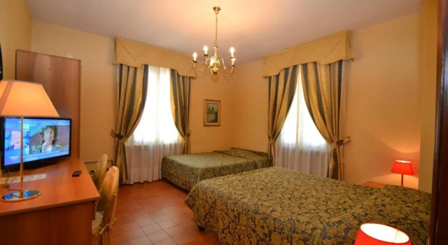 Habitación triple Estándar Hotel Residence