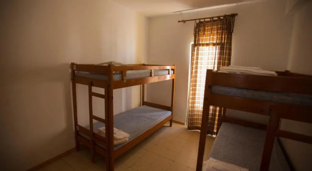 Кровать в общем номере (мужской номер) HI Alcoutim – Pousada de Juventude - Hostel