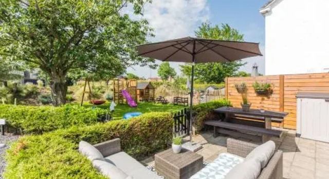 Beautifully situated holiday home just outside Oostkapelle