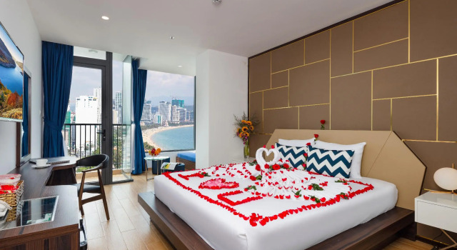Номер Standard Crown Hotel Nha Trang