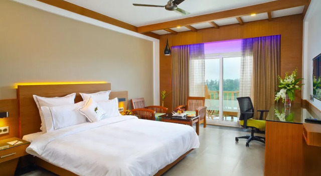 Номер Deluxe с балконом Chandys Windy Woods Munnar