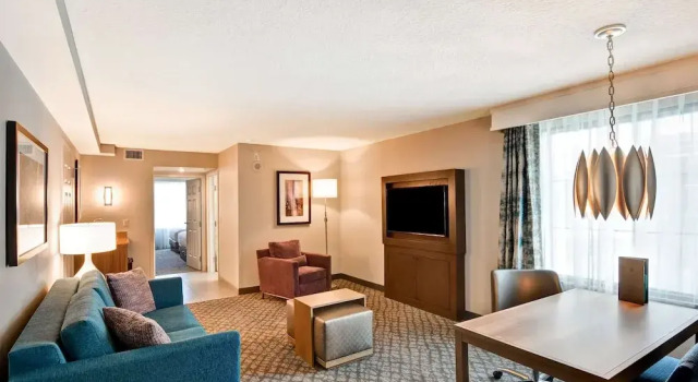 Люкс Accessible Embassy Suites by Hilton Orlando Downtown