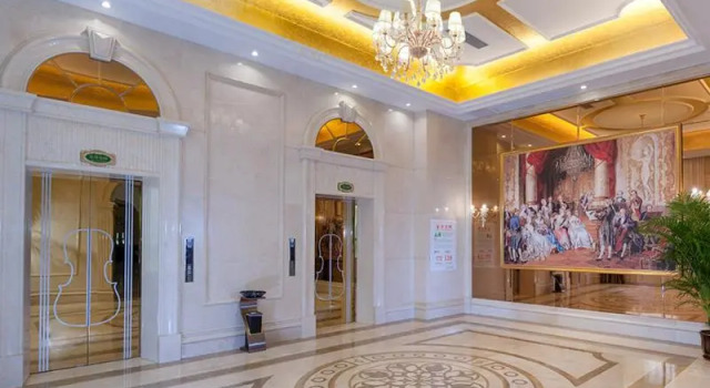 Vienna Hotel Guangzhou Conghua Water Conservancy College Jinhuicity, Boek Hotel Hotels in Guangdong met parkeren, Parkeren