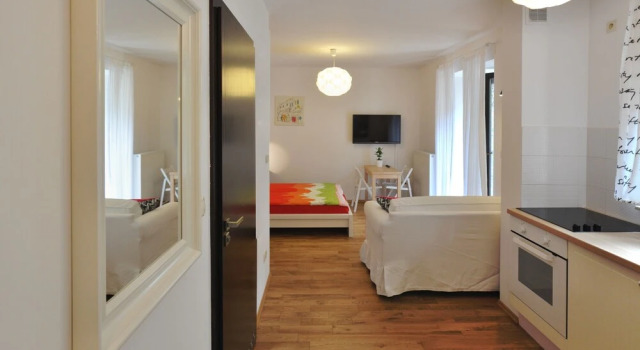 Студия с балконом HappyGuests Apartments
