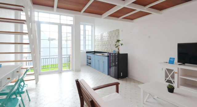 Posh 1BR in Mount Pleasant by Sonder, Забронировать Отель Ванкувер Lower Mainland British Columbia, рядом с Район Страткона