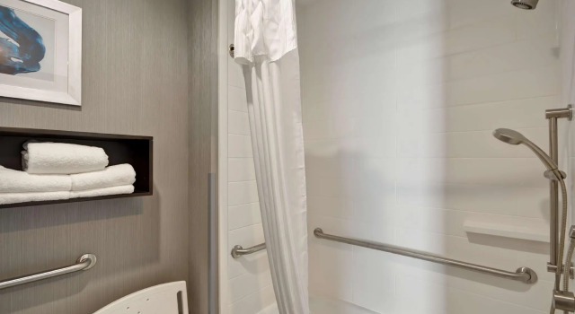 Номер Standard Homewood Suites by Hilton Conroe