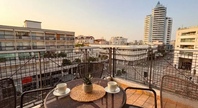 Апартаменты Deluxe Marconi Deluxe - Penthouse by the Sea