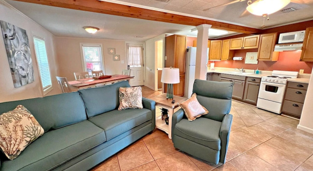 Hütte Porpoise Pass - Ground Floor Guest Suite