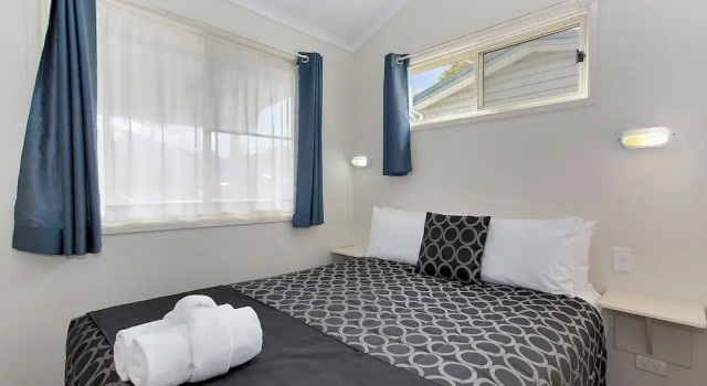 Номер Standard с 2 комнатами с балконом и с видом на бассейн North Haven Holiday Village