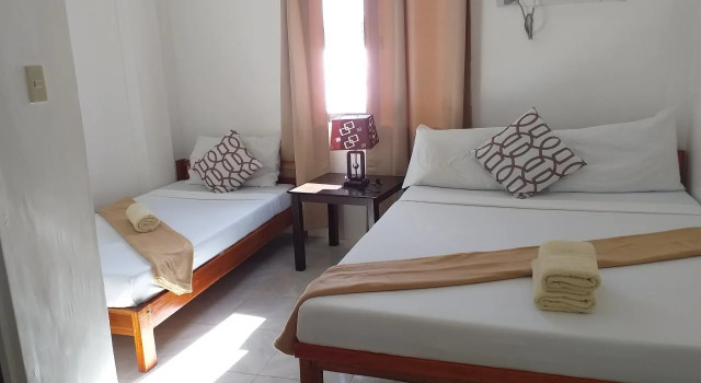 Zenith Inn & Resto Bar, Varaa Hotelli Hotellit keskustassa Anda, hotellit keskustassa Anda