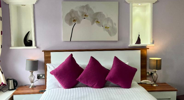 Семейный номер Standard Lauriston & Lawton Court Hotel