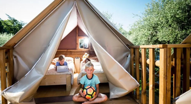 Тент с 3 комнатами Vacanze Camping Boutique
