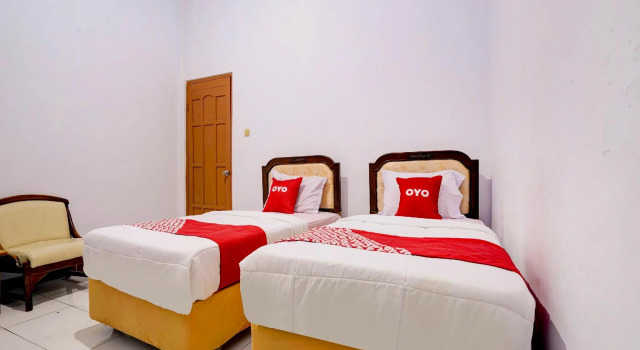 Double suite OYO 90118 Hotel Diamond Syariah