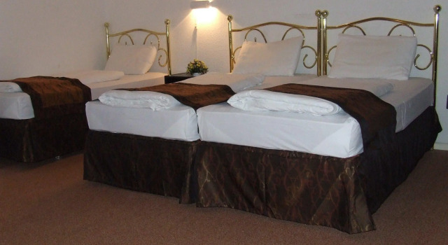 Трёхместный номер Standard Equity Point Budapest