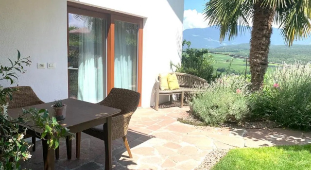 Апартаменты Weingut Weidlhof - Suite & Breakfast - Vacation for wine lovers