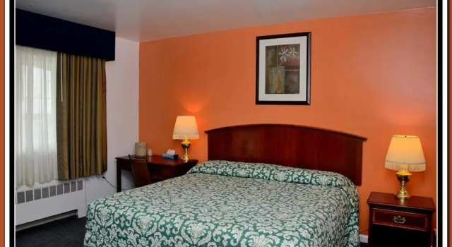 Номер Standard The Cardinal Inn