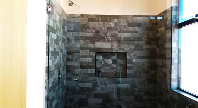 Полулюкс ROOM Hotel & Suites
