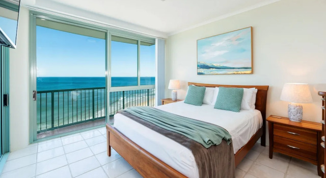 Номер Standard с 2 комнатами с балконом и с видом на океан The Waterford on Main Beach