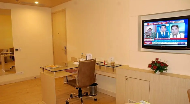Двухместный номер Superior с красивым видом из окна Sarovar Portico Naraina, Hotel