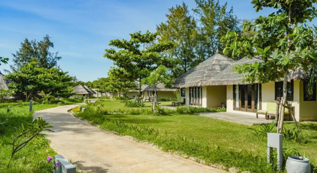 Бунгало с частичным видом на море Crown Retreat Quy Nhon Resort