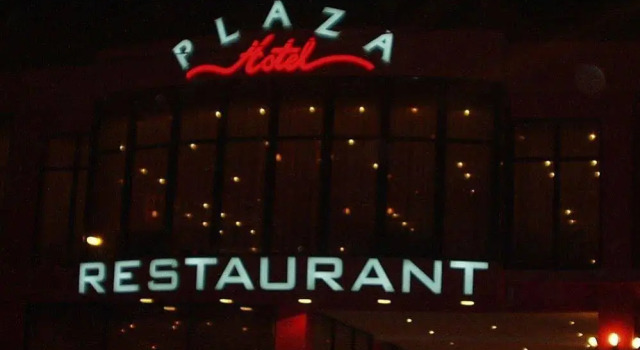 Hotel Plaza, Varaa Hotelli Hotellit Dolj aamiaisella, Aamiainen