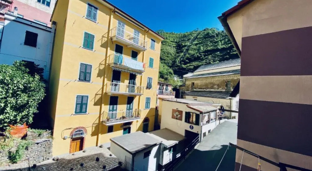 Giovanni Rooms Manarola