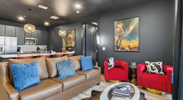 Апартаменты Cosmic Cowboy by Avantstay Design-forward Condo + Near Broadway, Coffee Shops and Breweries