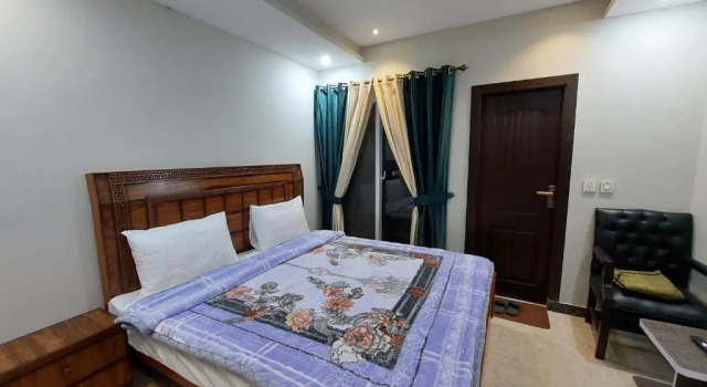 Sunrise Guest House E-11/2 Islamabad, Book Guesthouse Hotels in Islamabad with Parking, Parking