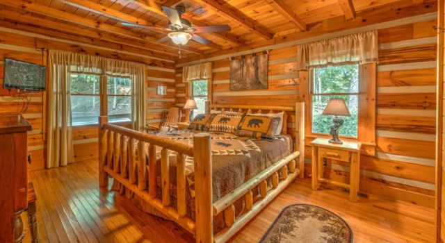 Rocky Top by Escape to Blue Ridge, Book Hotel Hoteller i Morganton med parkering, Parkering