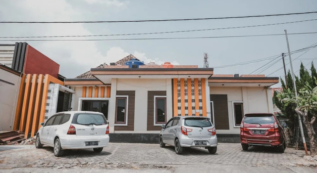 RedDoorz Syariah near Mall Boemi Kedaton Lampung 2